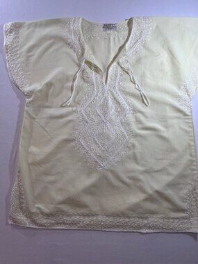 Vintage Moroccan tunic intricate embroidery yellow djellaba Kaftan Size 41 chest